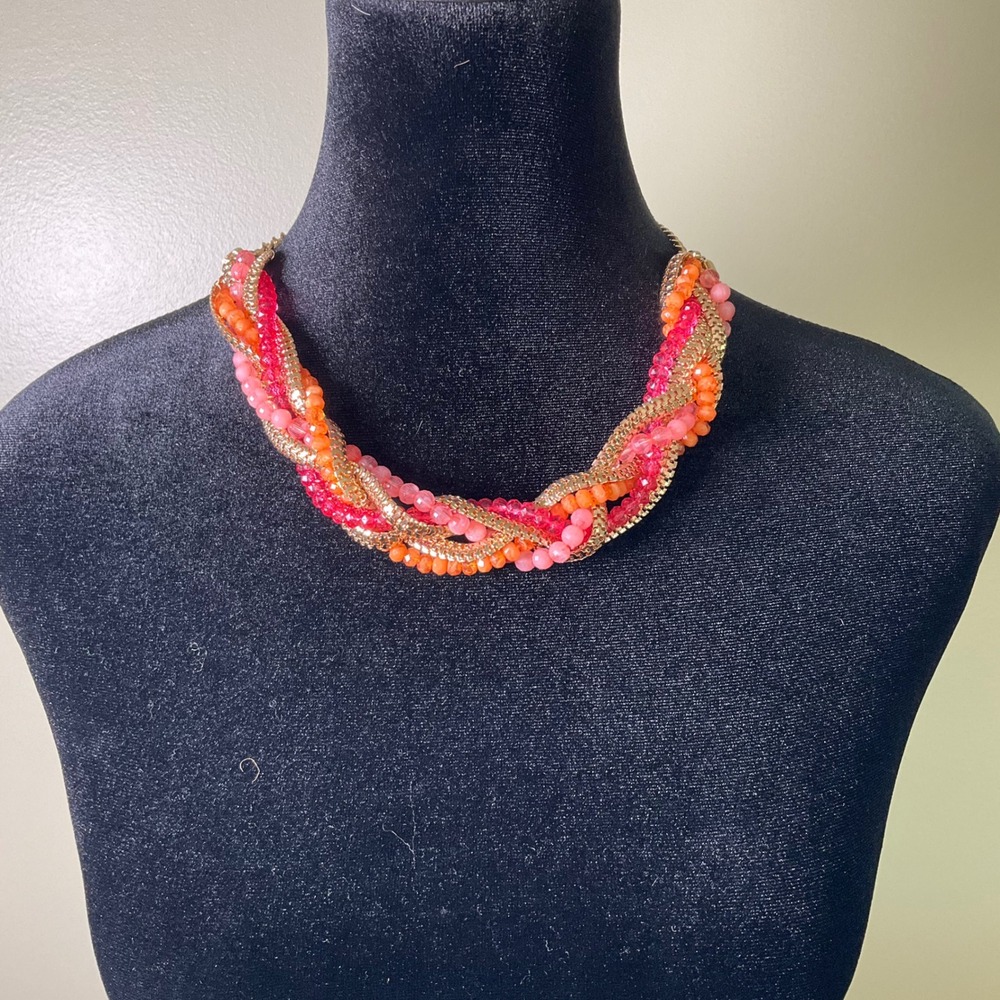 NY Coral Pink ORG Chunky Beaded Gold Tone Braided Mesh Chain Statement Necklace